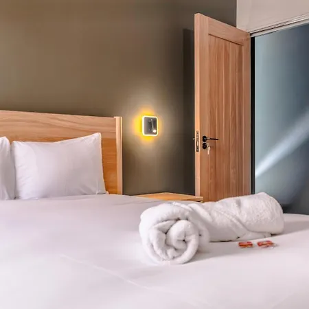 Premium Serviced Flat On Westbury High St Lägenhet *