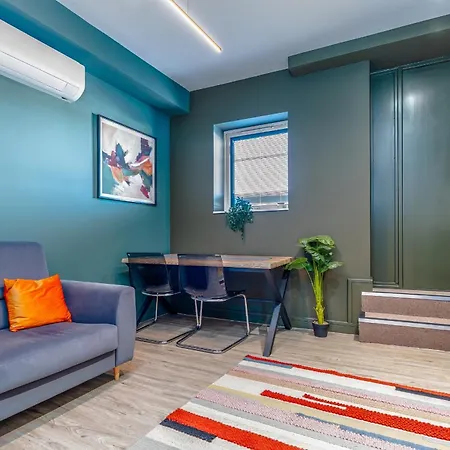 Premium Serviced Flat On Westbury High St Lägenhet *