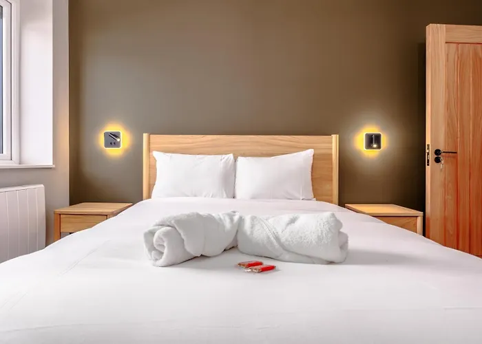 Premium Serviced Flat On Westbury High St