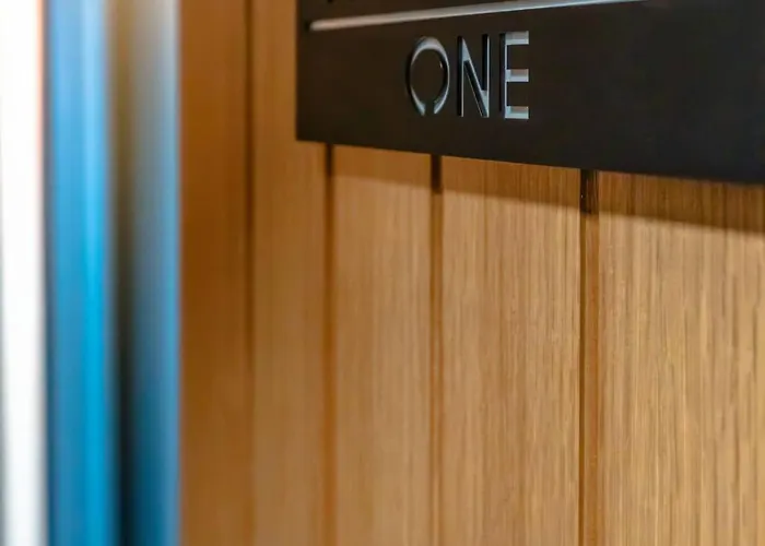 Premium Serviced Flat On Westbury High St 아파트 브리스틀